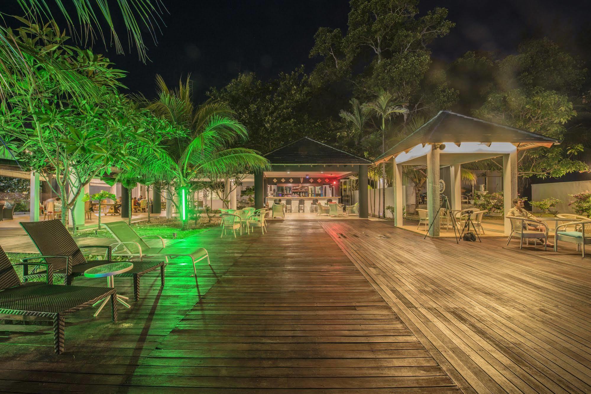 Sari Pacifica Resort & Spa, Sibu Island, Johor Pulau Sibu Exterior foto